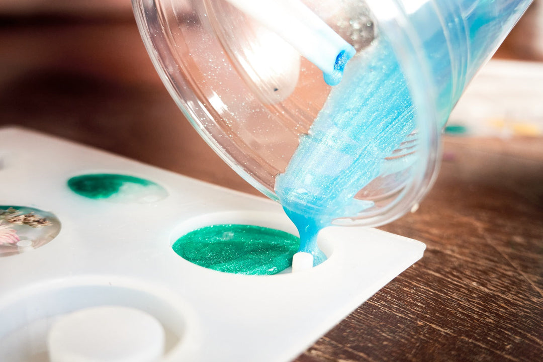 Mixing Magic: Creative Epoxy Blends for a Vibrant Look